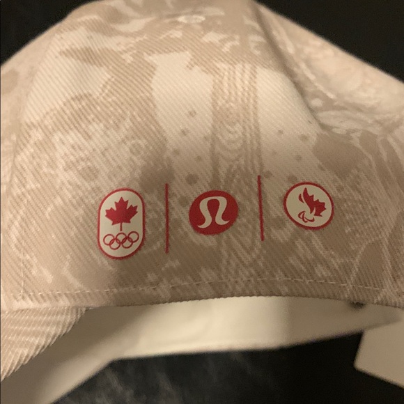 Lululemon Athletica Beige Team Canada Cap with Subtle Pattern, S/M, NWT - Picture 5 of 6